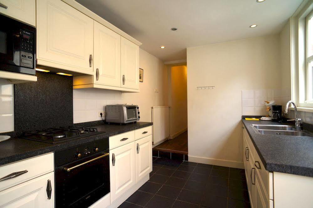 Stayci Serviced Apartments Noordeinde Haga Exterior foto