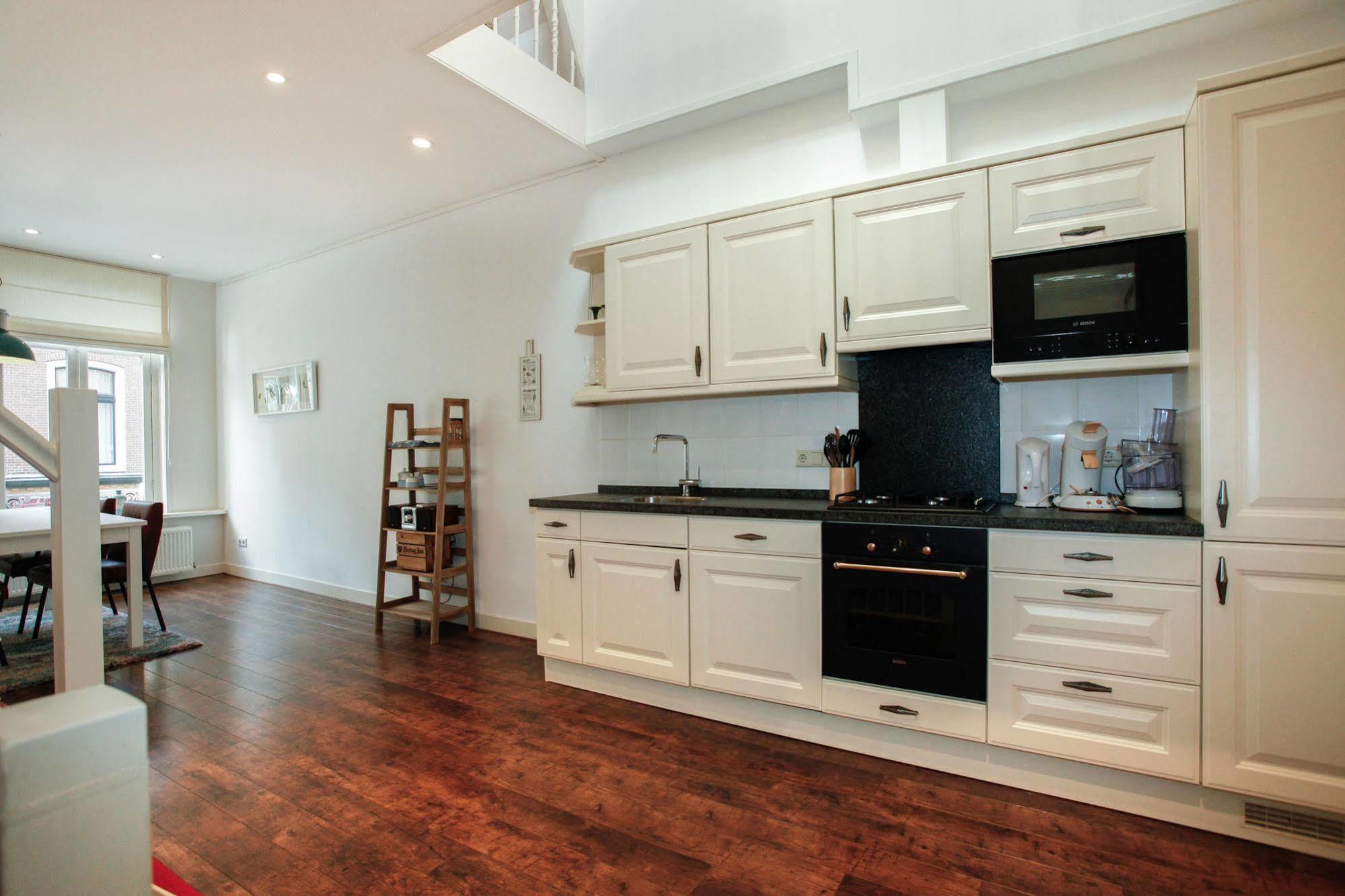 Stayci Serviced Apartments Noordeinde Haga Exterior foto